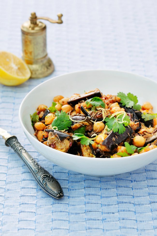 Pommu-kikerhernesalat food